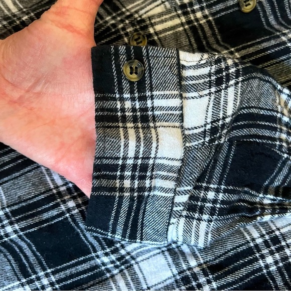 🌸 NWOT FOREVER 21 BLACK AND WHITE PLAID SHIRT DRESS SIZE EXTRA SMALL - Picture 7 of 8